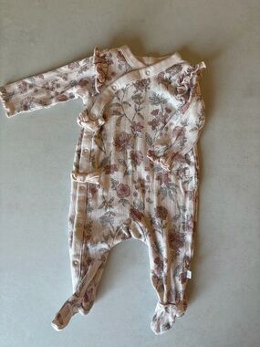 Floral Pink Ruffled Baby one-piece 3-6M